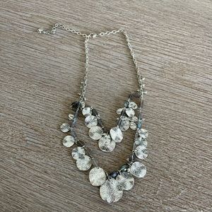 Stella & Dot Tiered Silver Tone Necklace with Iridescent Beads